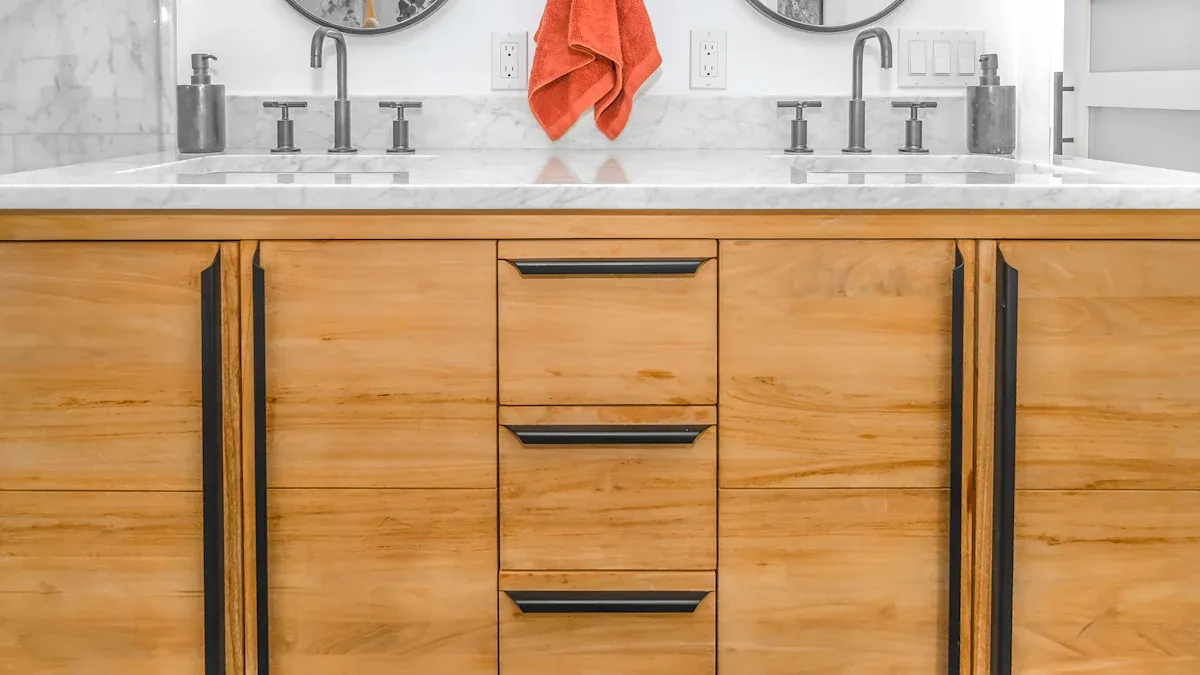 Essential Considerations for Choosing Cabinet Knobs and Handles